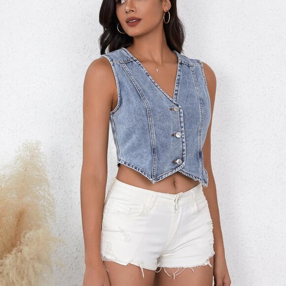 Trendy Y2K Women's Cropped Jean Vest - Sleeveless Button-Front for Modern Style - Picture 5 of 6